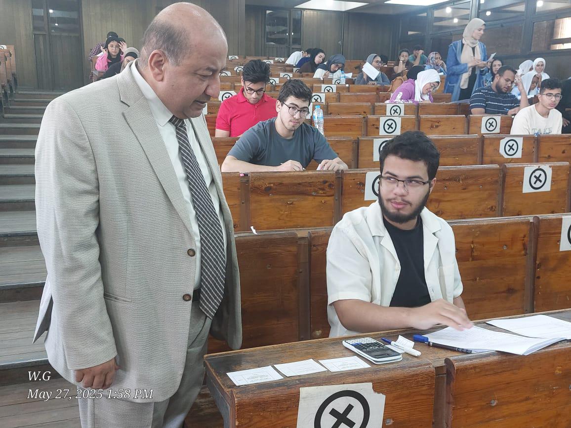 امتحانات الفصل الدراسي الثاني بجامعة القاهرة&nbsp;