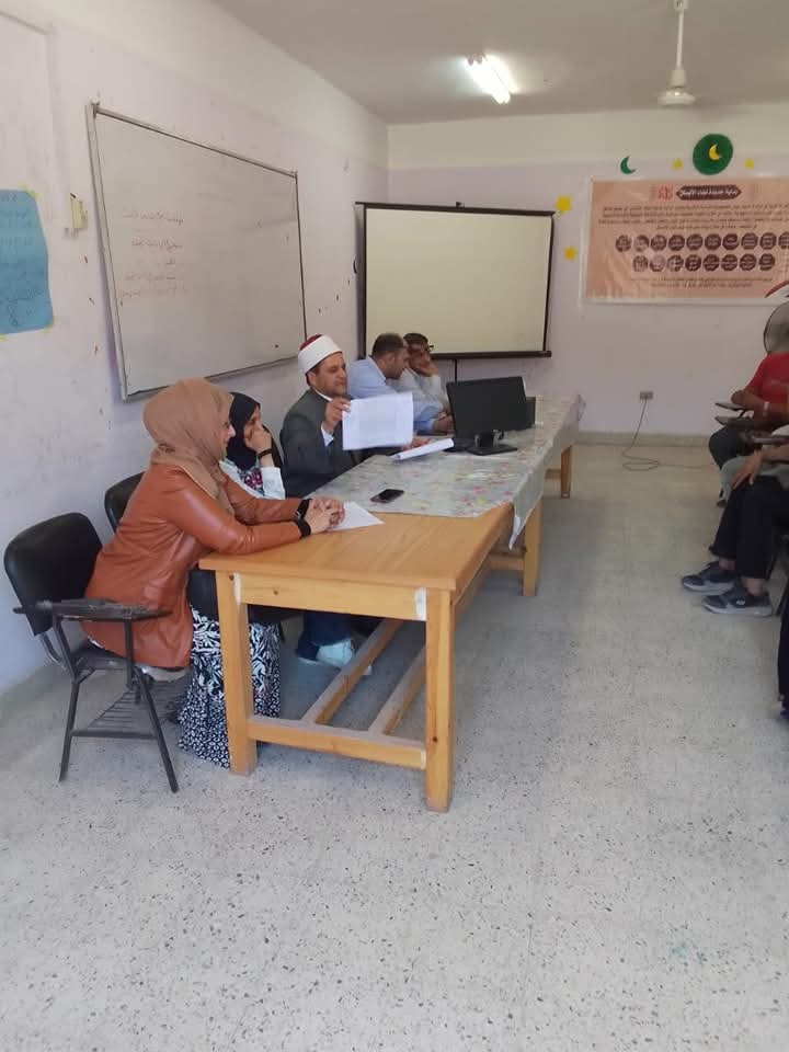 جانب من الاجتماع، فيتو