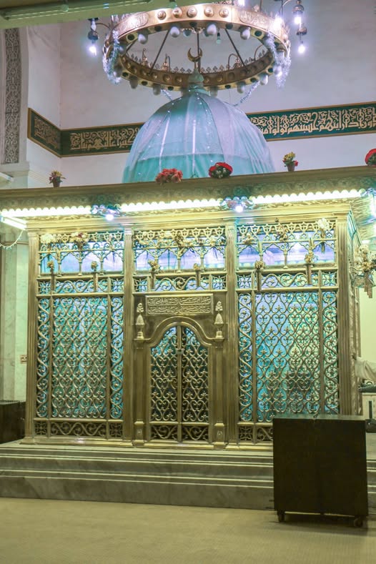 مشهد السيدة فاطمة النبوية، فيتو
