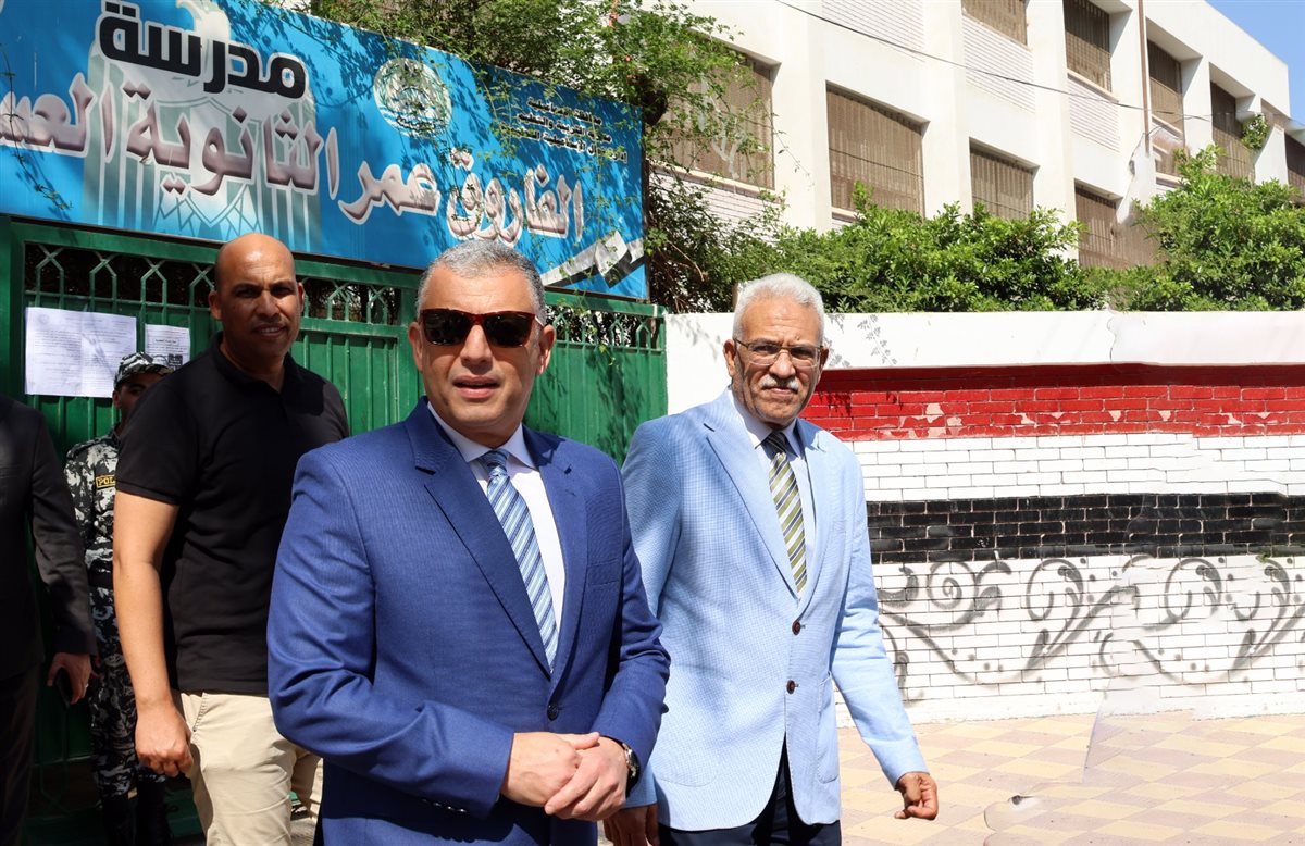 محافظ الإسماعيلية خلال الجولة، فيتو