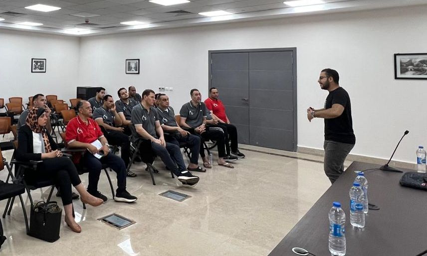 الشباب والرياضة تنظم ندوة توعوية حول المنشطات والتغذية لمنتخب الكرة الطائرة جلوس