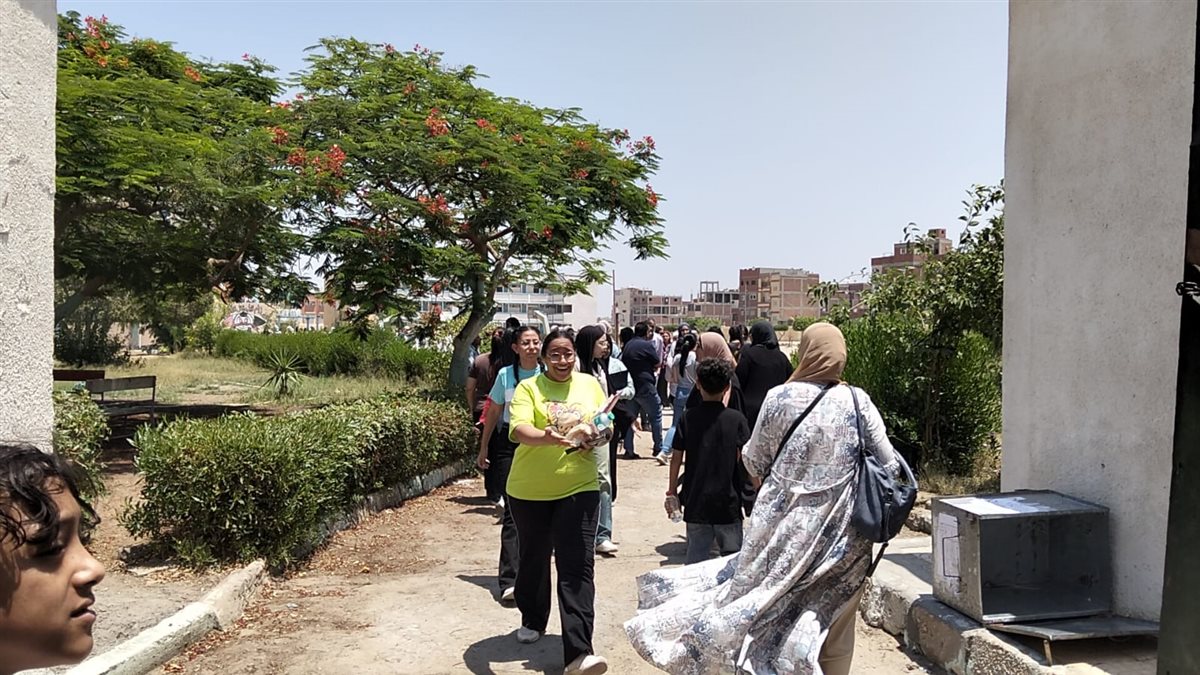 جانب من خروج الطلاب، فيتو