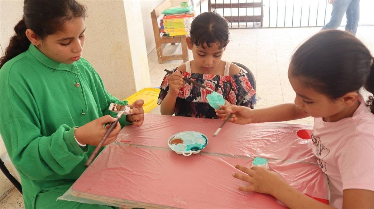 المكتبة المتنقلة تواصل أنشطتها بالبحيرة، فيتو&nbsp;