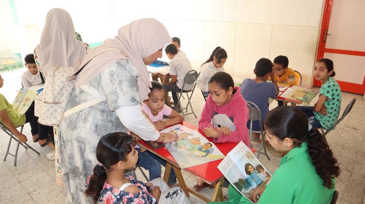 المكتبة المتنقلة تواصل أنشطتها بالبحيرة، فيتو&nbsp;