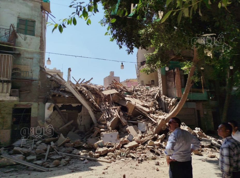 انهيار عقارين وسقوط أجزاء من ثالث بمصر القديمة