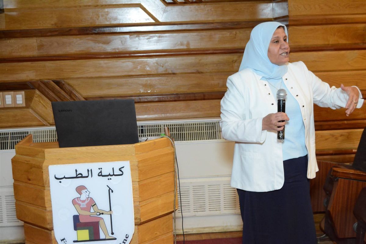 فعاليات اليوم العلمي بكلية طب قصر العيني&nbsp;