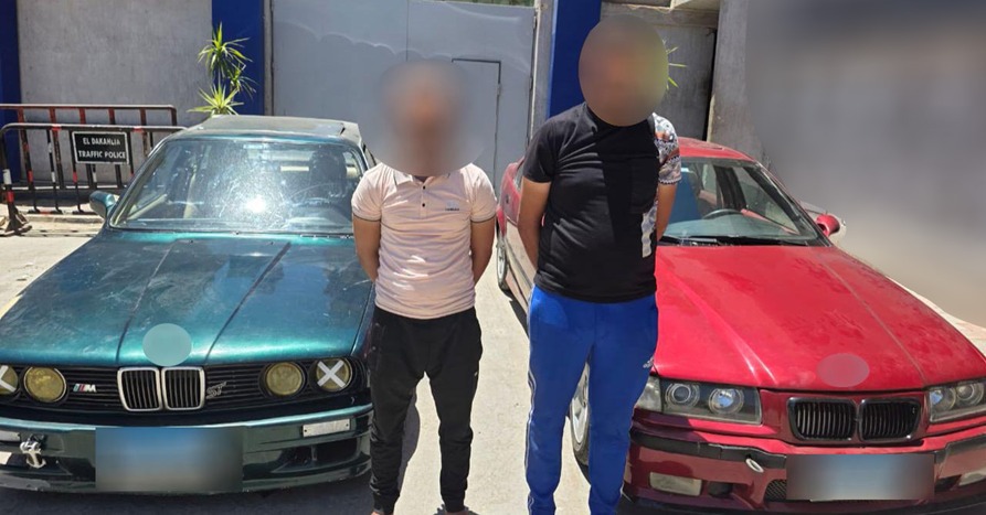 <strong>ضبط قائدي سيارتين أدّيا حركات استعراضية بالدقهلية عرضت حياة المواطنين للخطر</strong>