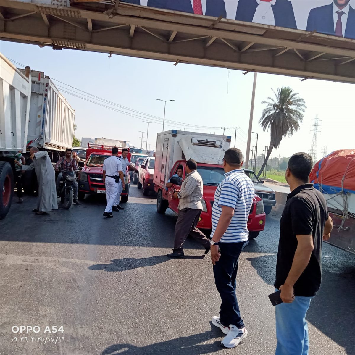 تصادم ربع نقل بمقطورة علي الزراعي بالقليوبية، فيتو