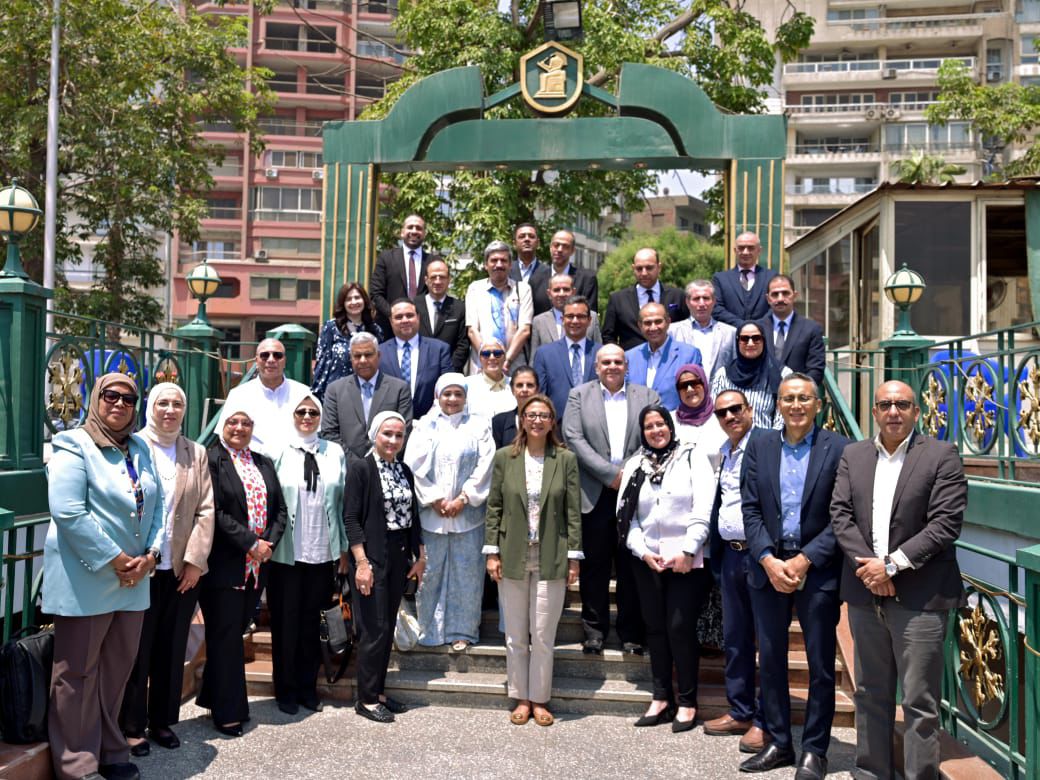 اجتماع مجلس شئون البيئة بجامعة القاهرة&nbsp;