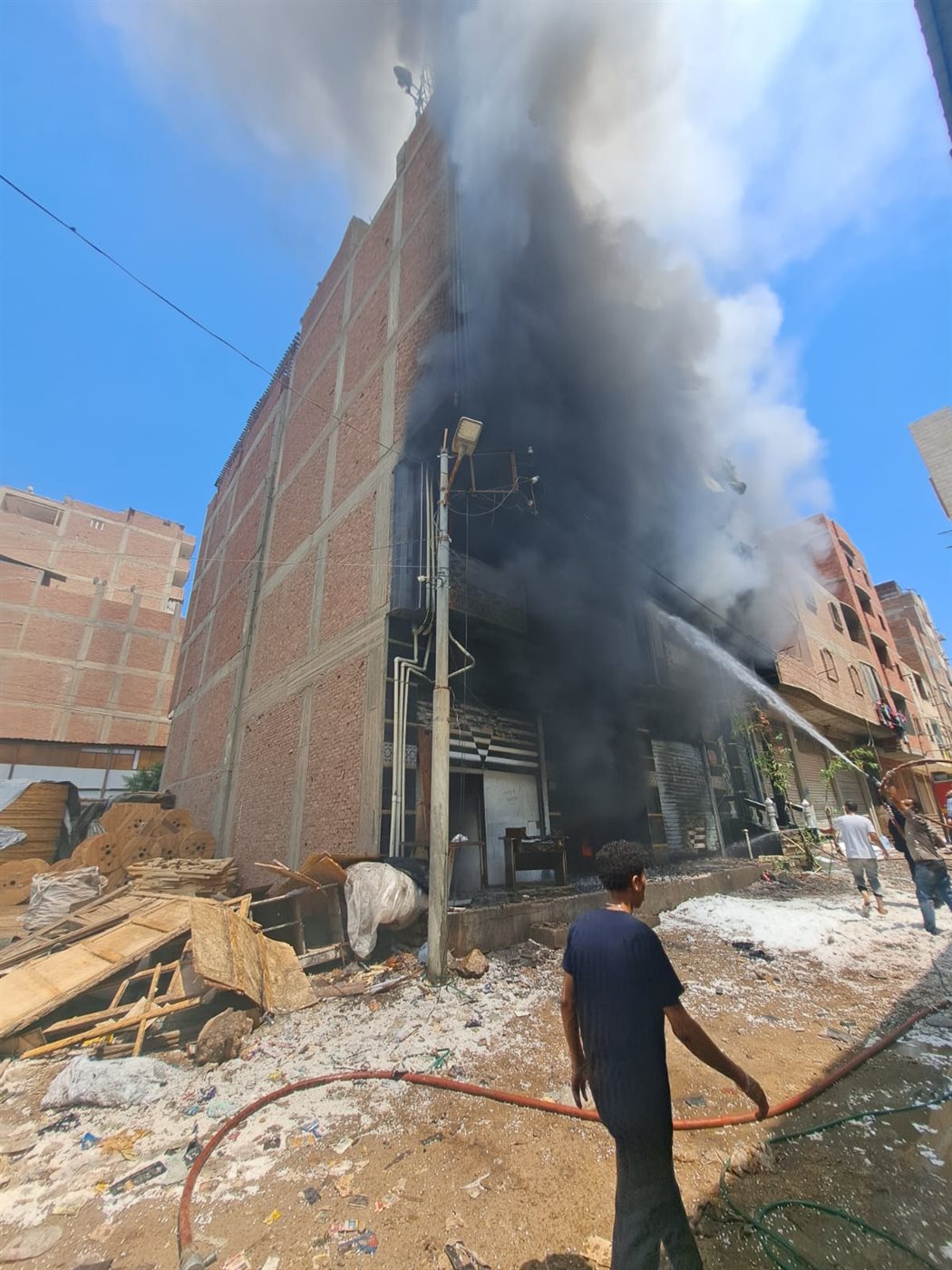 حريق مصنع فوم واطباق فل بقليوب القليوبية،فيتو