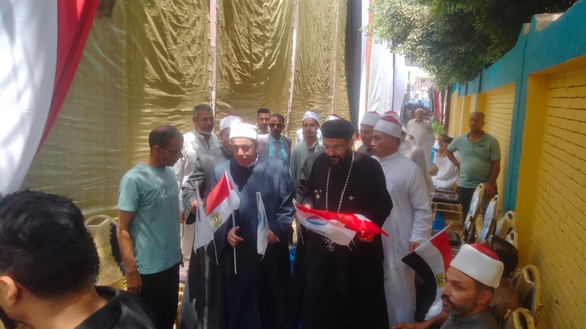 جانب من مشاركة رجال الدين، فيتو
