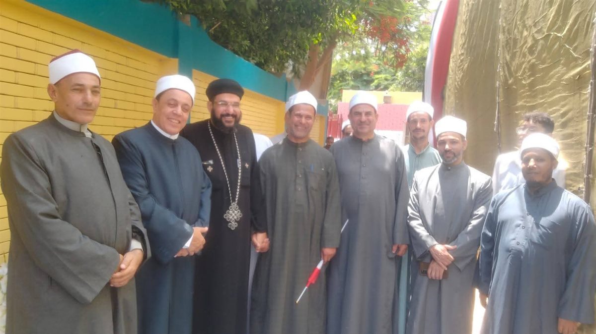 جانب من مشاركة رجال الدين، فيتو