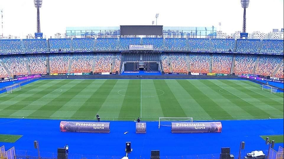 استاد القاهرة الدولي، فيتو