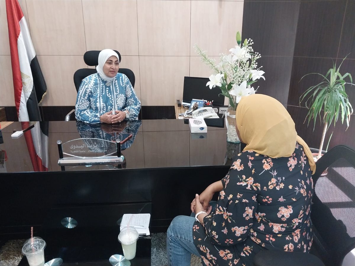 عميد إعلام القاهرة مع محرر فيتو