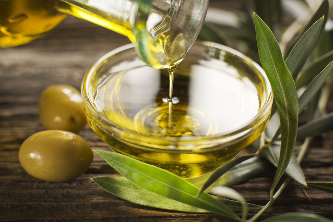 زيت الزيتون لجمال البشرة