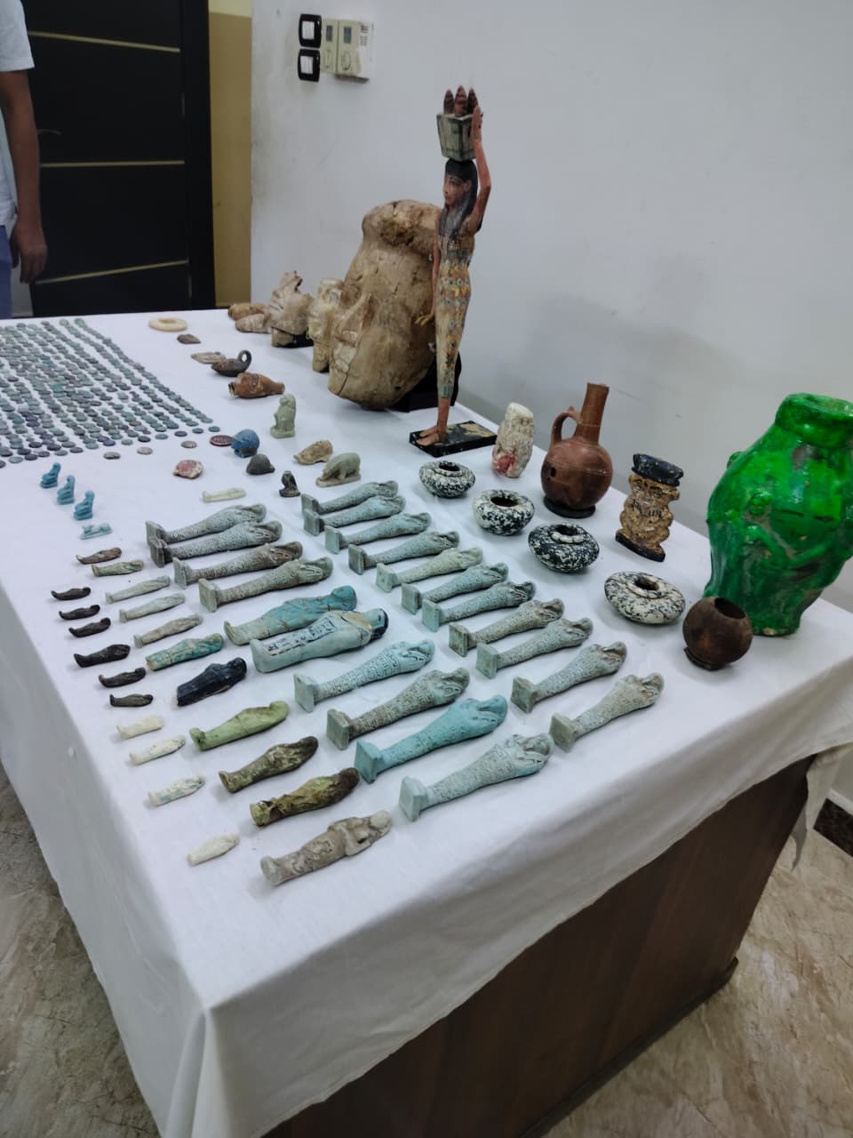 ضبط 577 قطعة أثرية في المنيا، فيتو&nbsp;