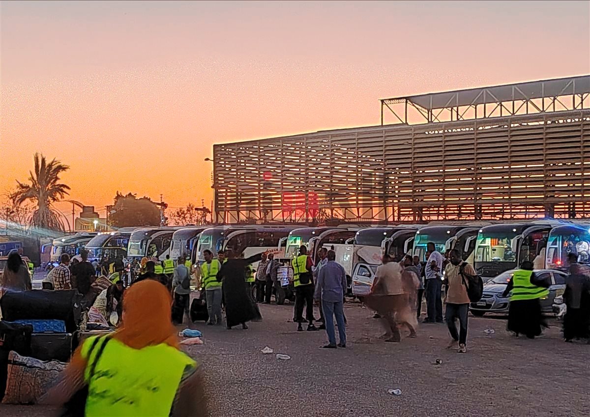 عودة &nbsp;12 ألف و470 مواطن سودانى إلي وطنهم