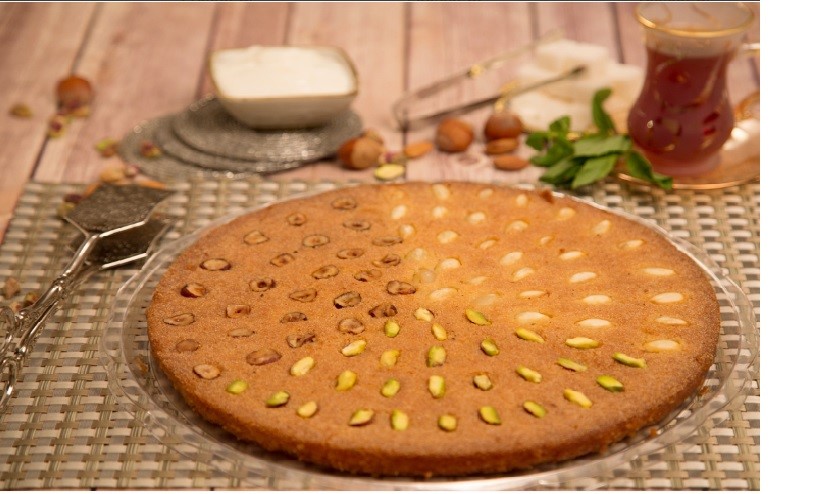 البسبوسة بالمكسرات