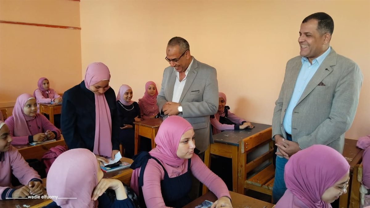 متابعه ميدانية لمتابعة انتظام العملية التعليمية ورفع كفاءة الأداء داخل المدارس،