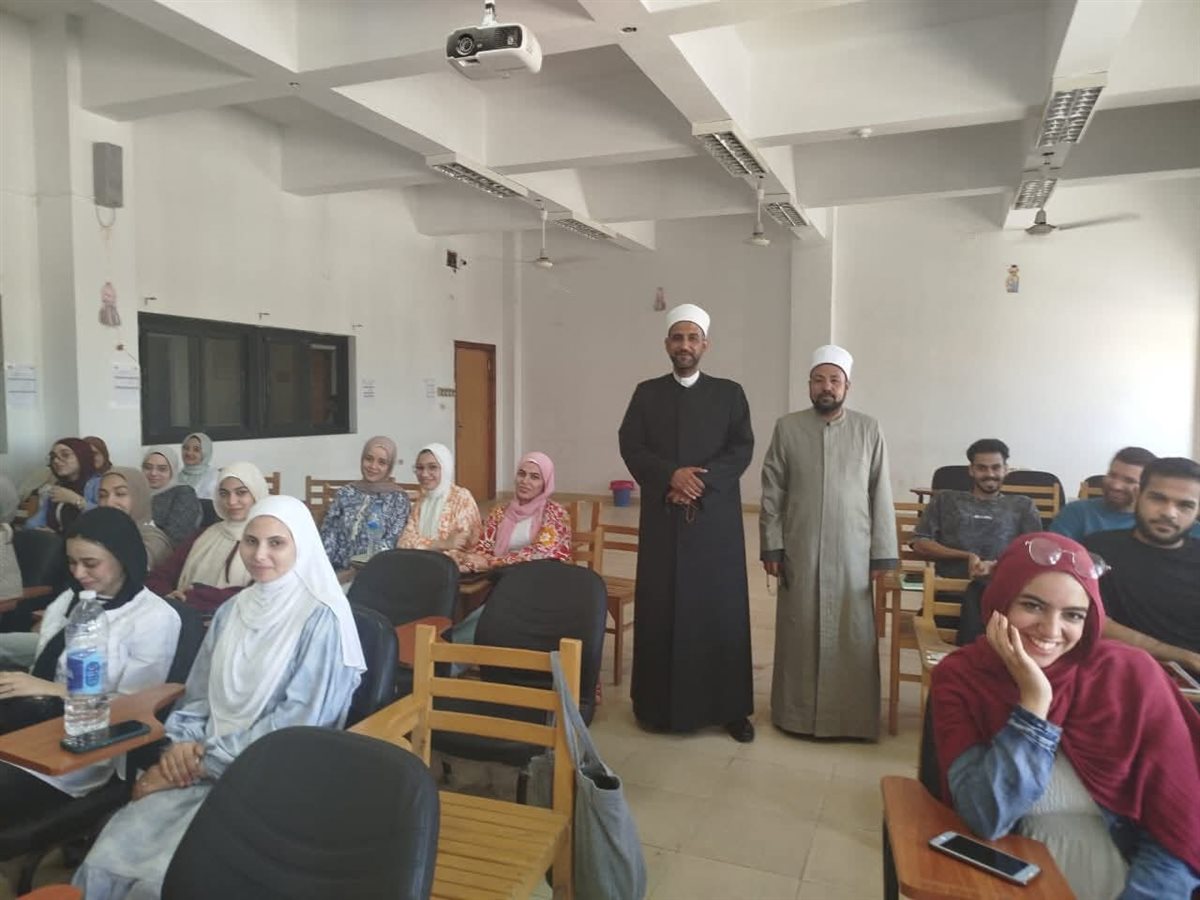 جانب من الندوة، فيتو