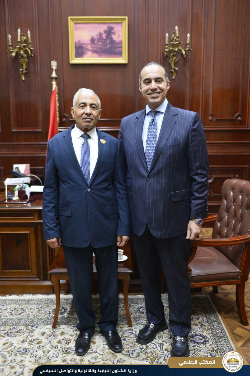 وزير الشئون النيابية مع وكيل مجلس الشيوخ أحمد العوضي&nbsp;