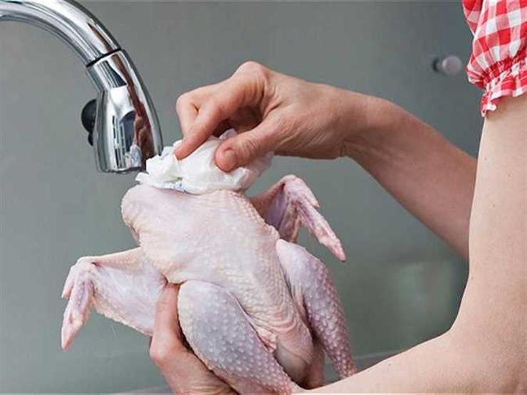غسل الفراخ واللحم