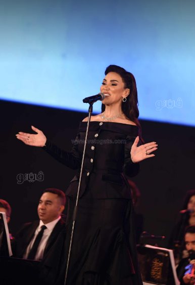 مي فاروق (6)