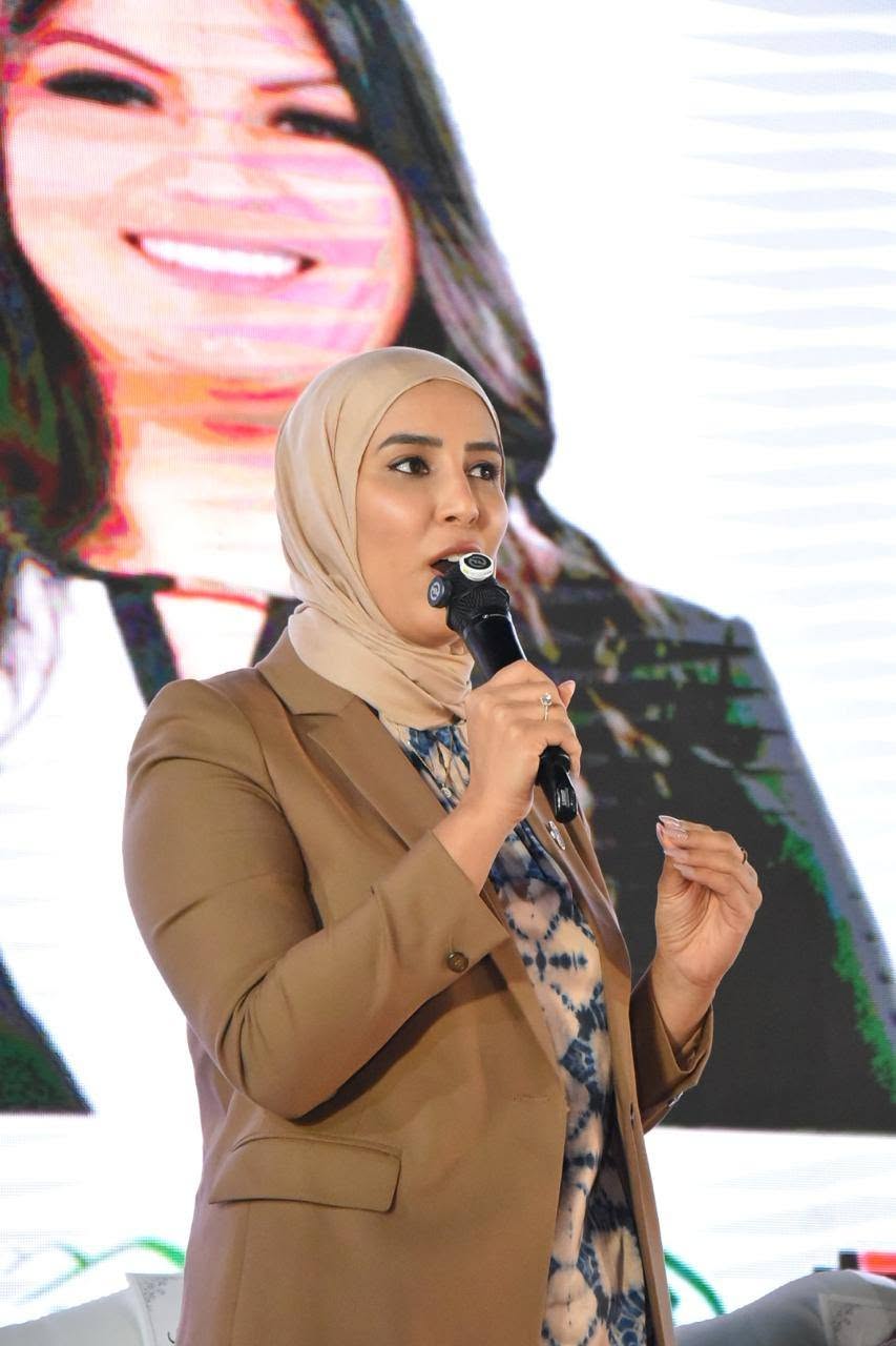 مرشحة القائمة الوطنية بالإسماعيلية الدكتورة ريهام شطورى، فيتو