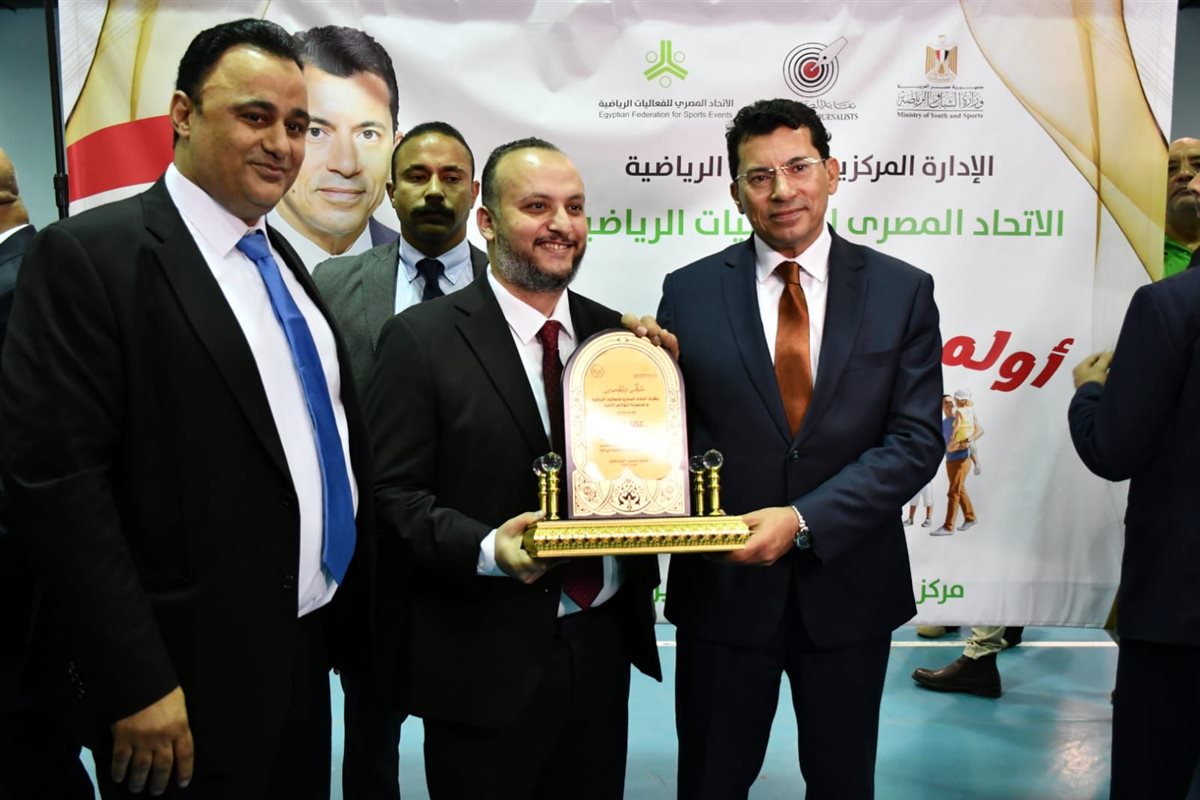أشرف صبحي يشهد النسخة الثانية من أولمبياد الصحفيين