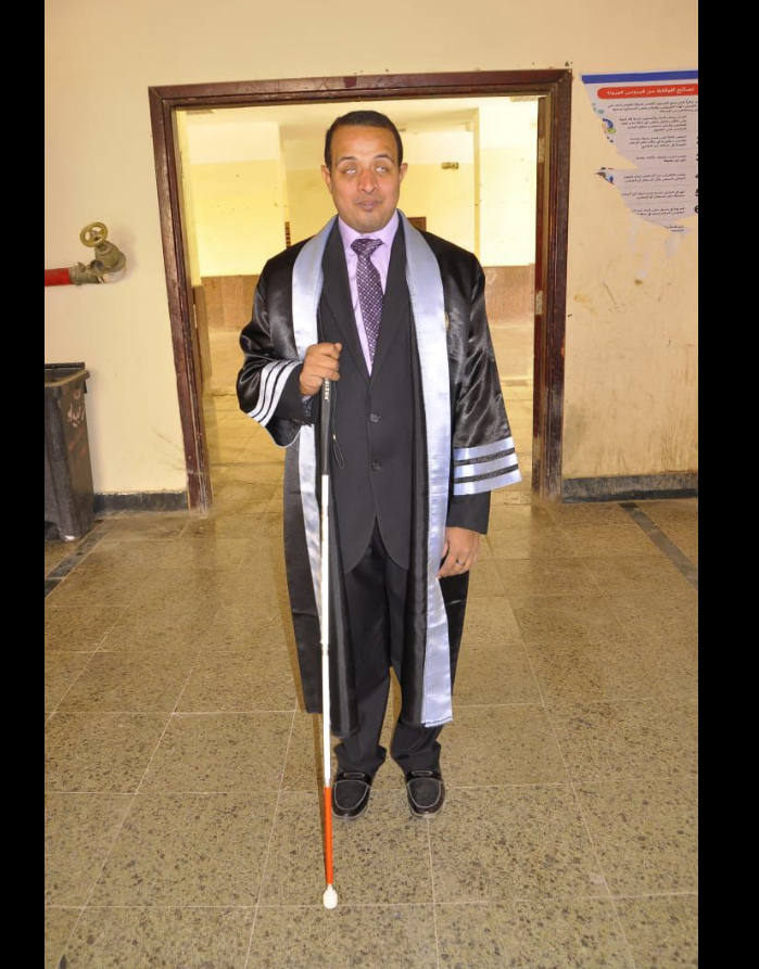 الباحث محمد أبو طالب الموظف بجامعة سوهاج، فيتو