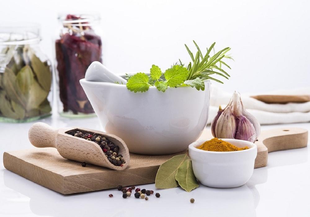 أعشاب طبيعية لراحة المعدة