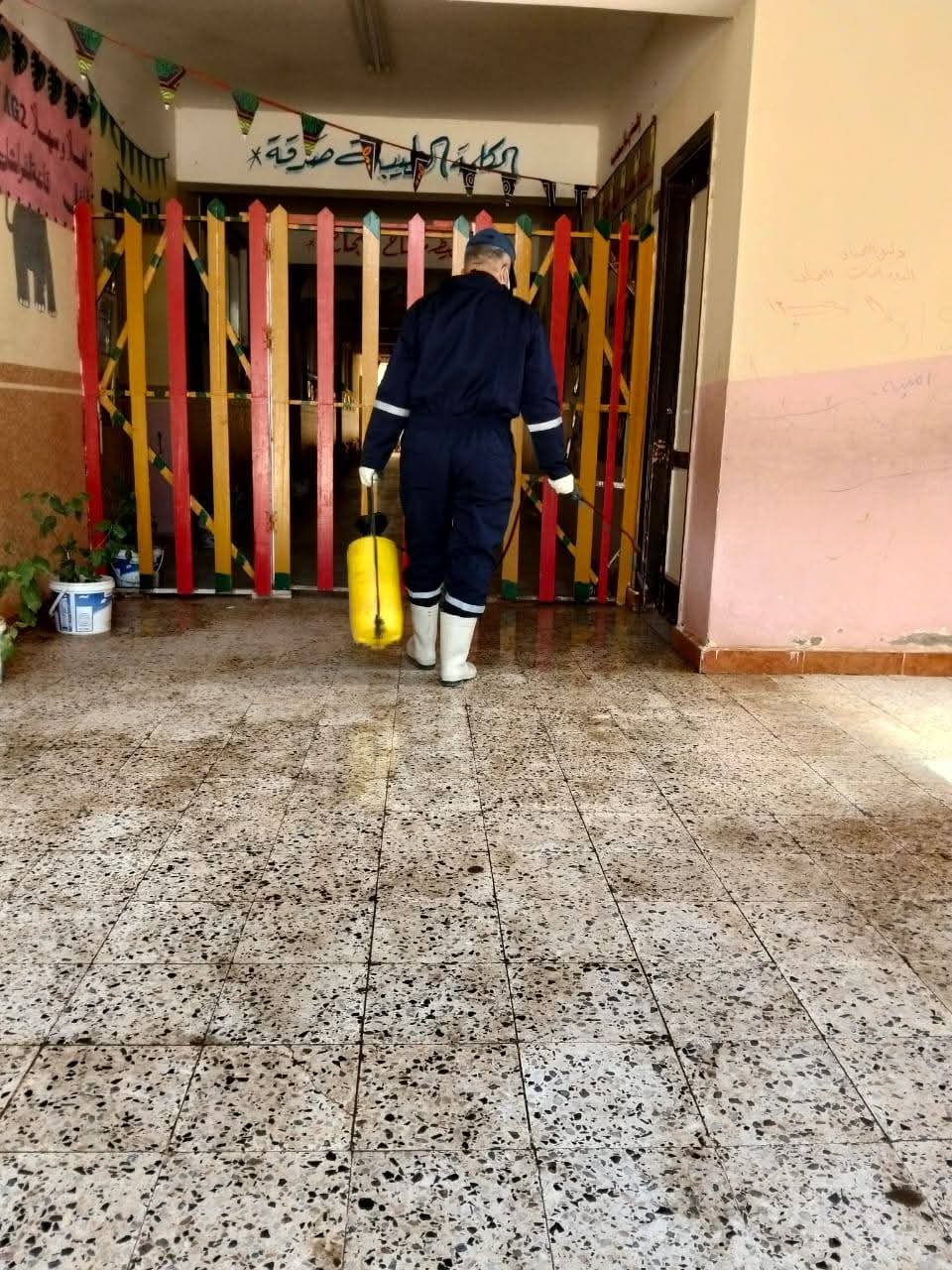 جانب من أعمال &nbsp;التعقيم، فيتو