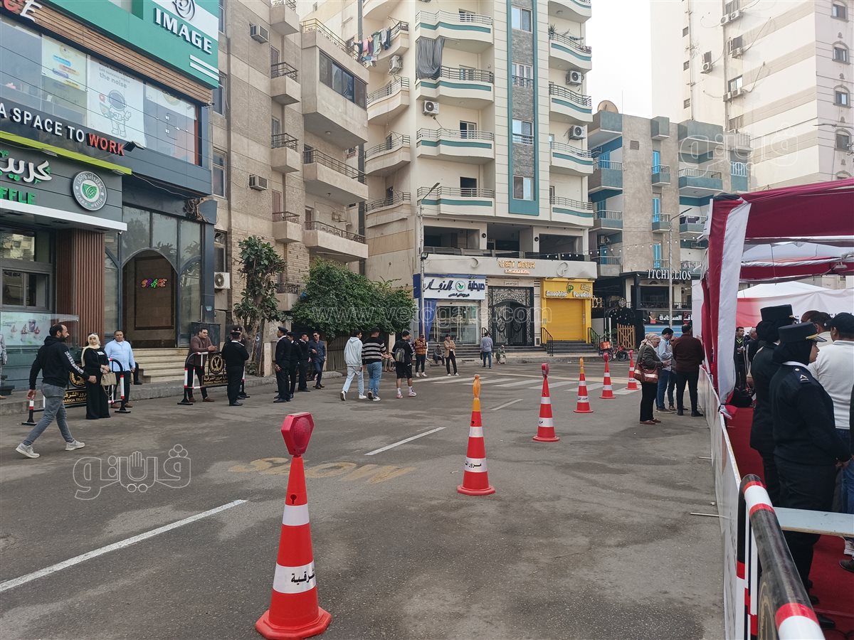 تشديدات أمنية بمحيط اللجان الانتخابية،فيتو