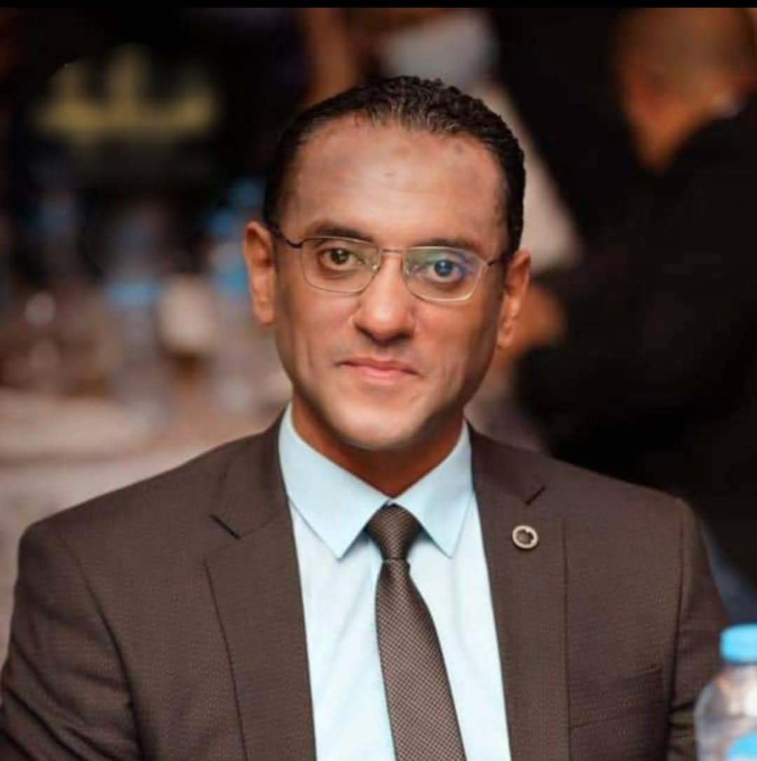 الدكتور أحمد شوقي، فيتو