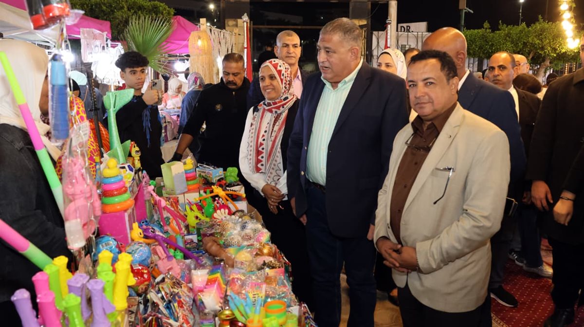 جانب من افتتاح المعرض، فيتو