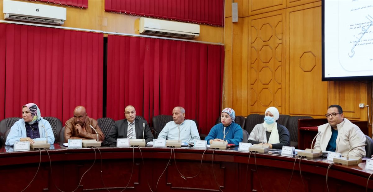 جانب من الاجتماع، فيتو