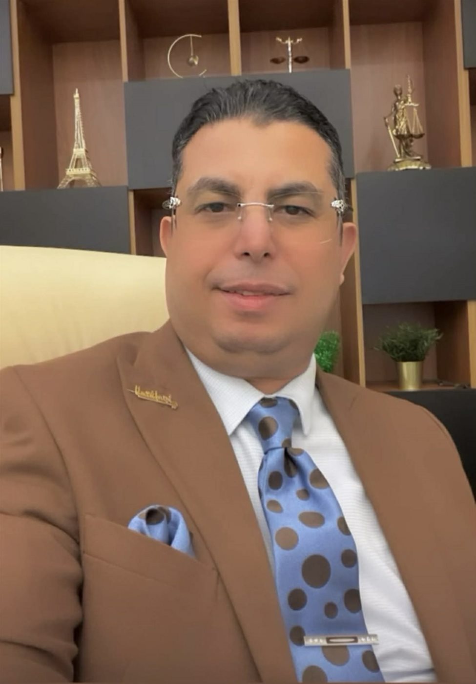الدكتور متولي ابراهيم الخبير القانوني والاقتصادي، فيتو&nbsp;