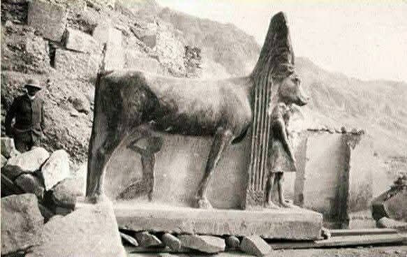 &nbsp;مقصورة المعبودة 