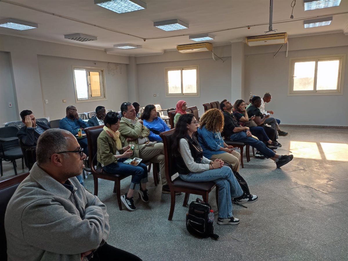 &nbsp;معهد علوم البحار يستقبل وفدًا دوليًا لتعزيز التعاون