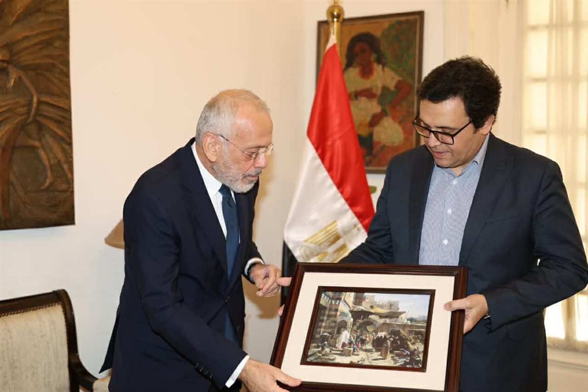 وزير الثقافة يبحث مع سفير اليونان بالقاهرة&nbsp;
