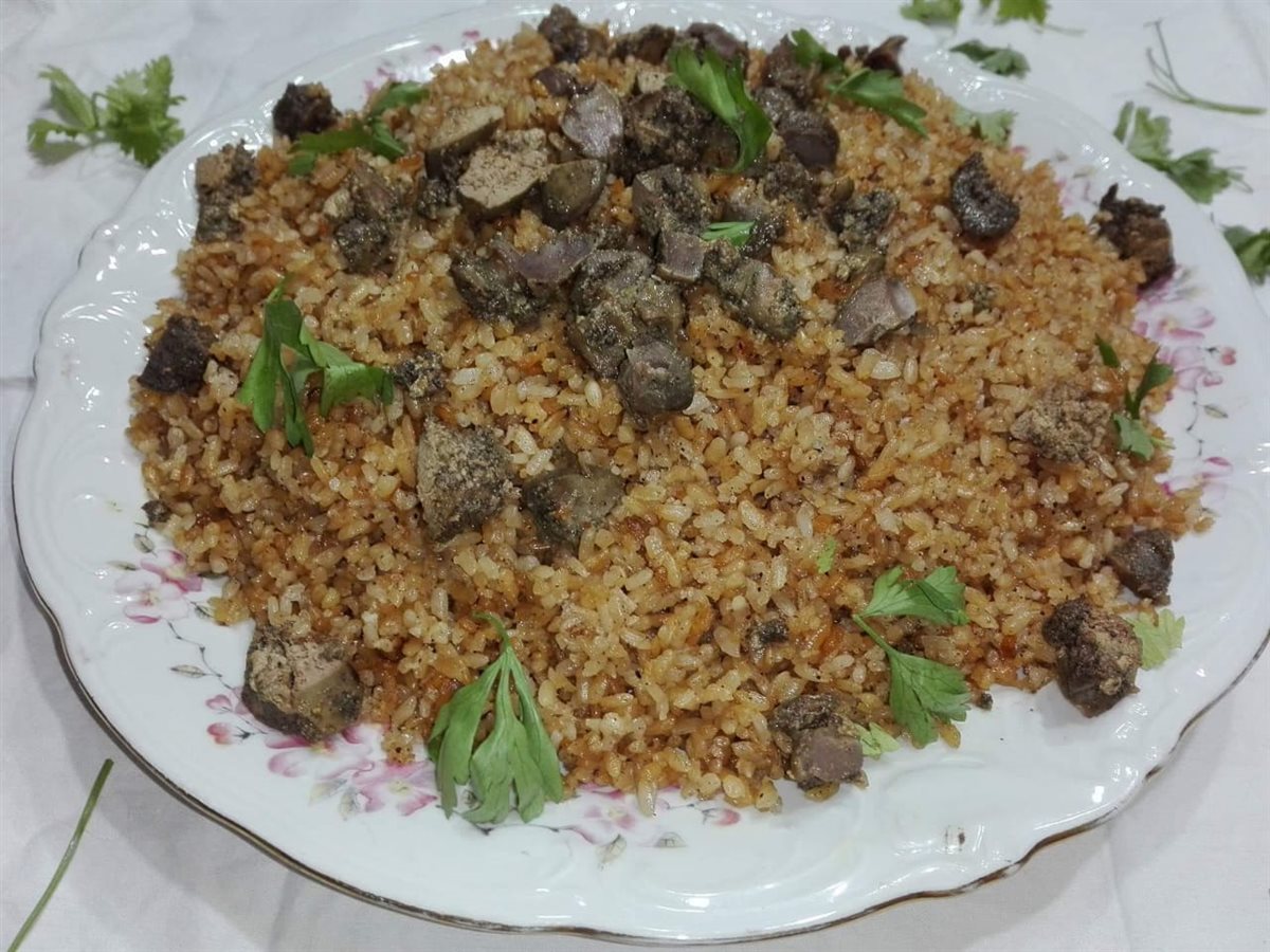 طريقة عمل الأرز بالخلطة والكبد والقوانص&nbsp;
