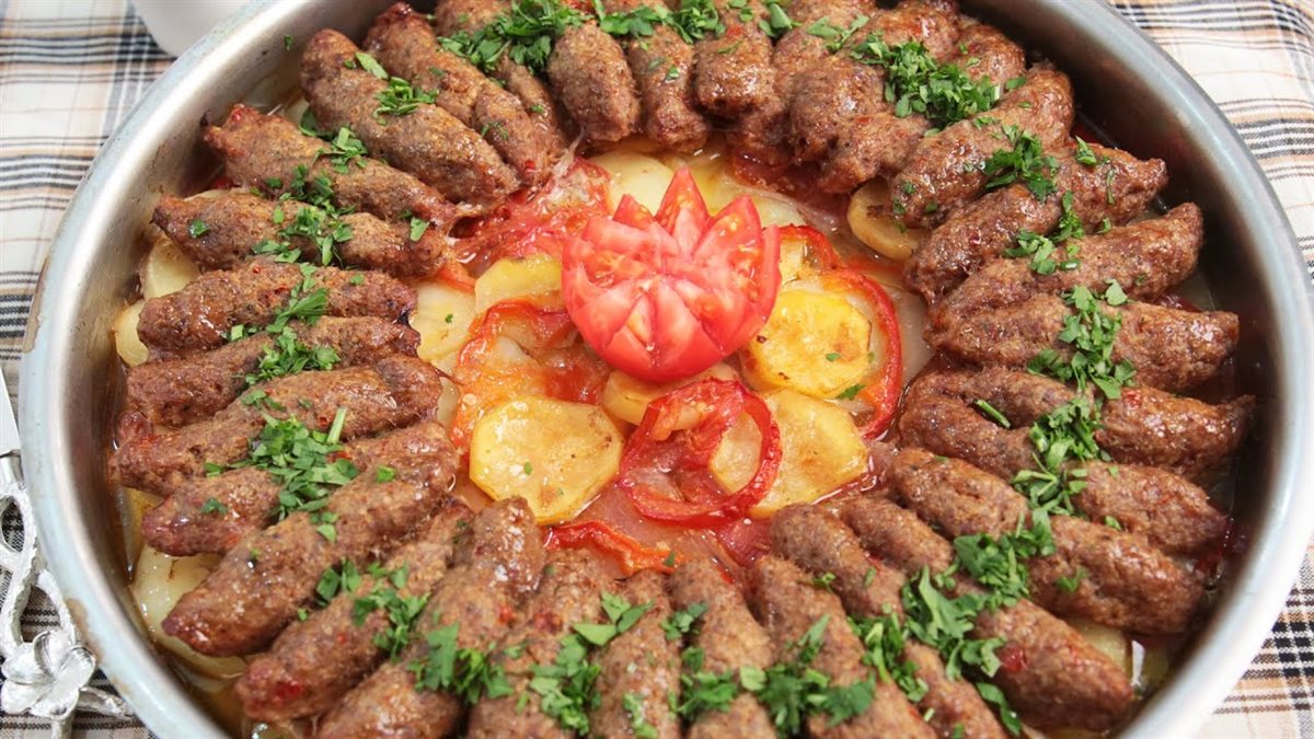 طريقة عمل صينية الكفتة&nbsp;