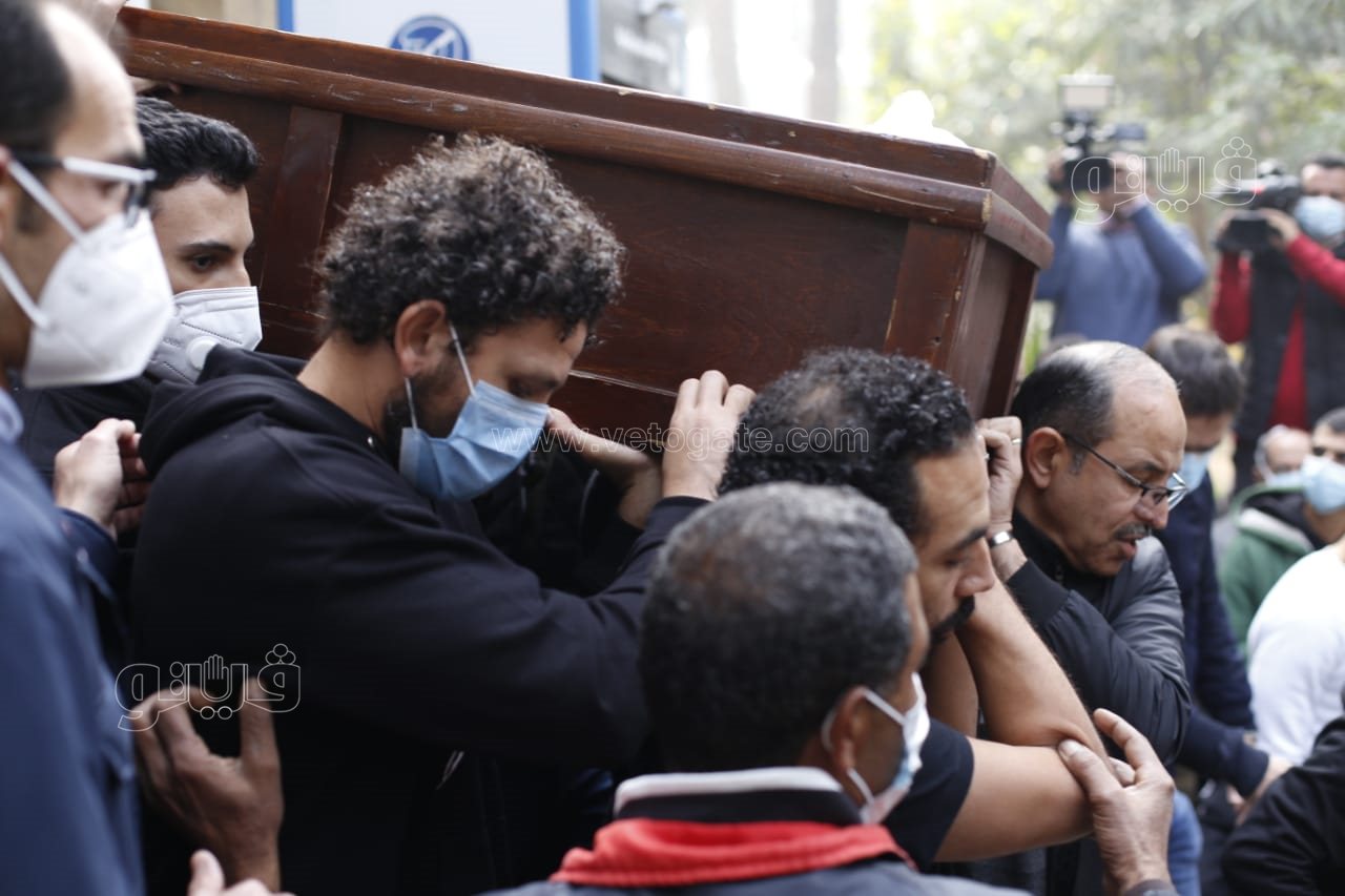 تشييع جثمان إبراهيم حجازي بحضور الخطيب ونجوم الرياضة (10)