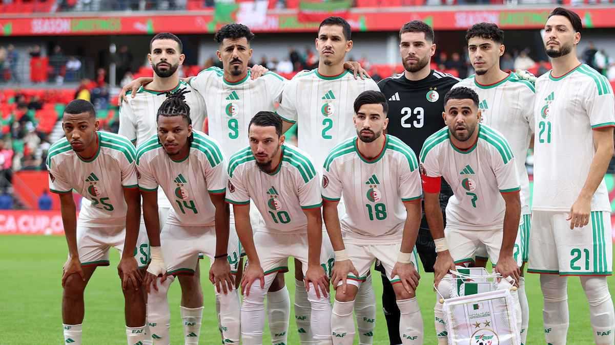 منتخب الجزائر، فيتو