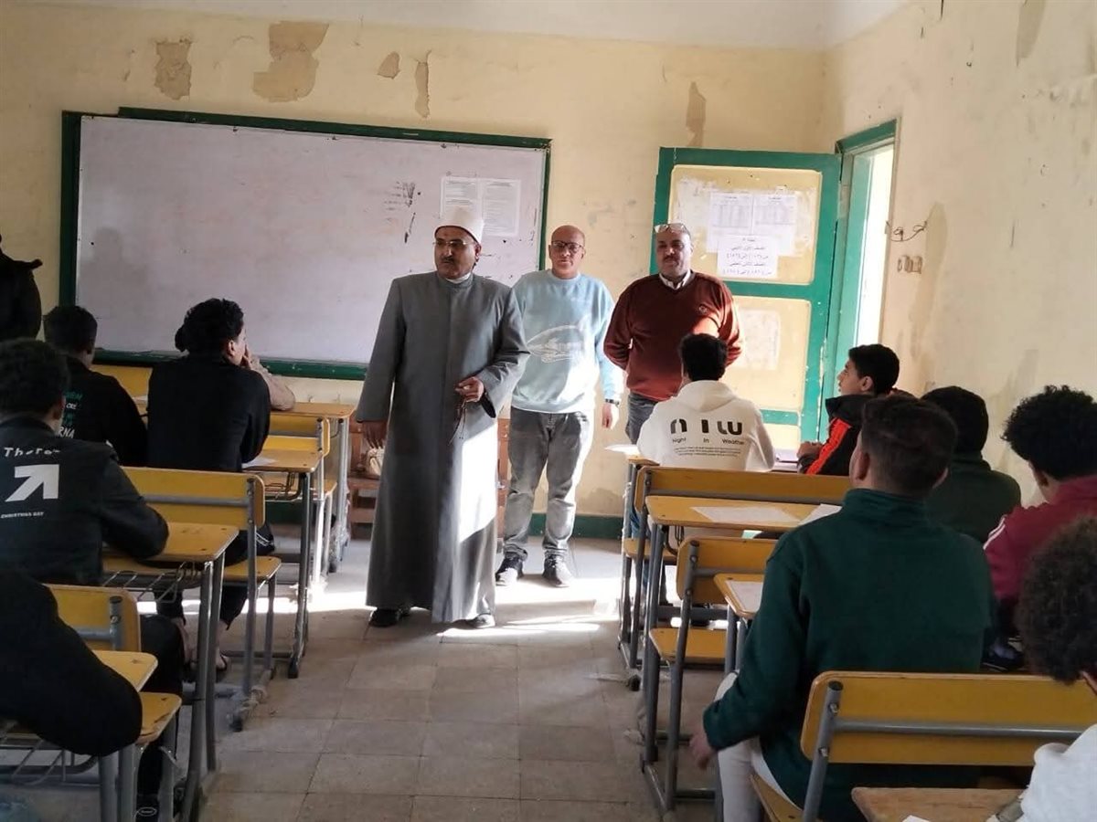 جانب من تفقد اللجان الامتحانية، فيتو