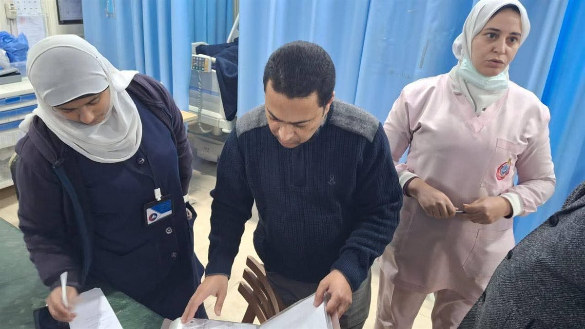 وكيل الصحة بدمياط يجري جولة مفاجئة في المستشفيات