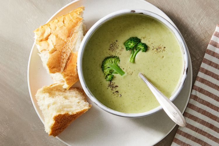 شوربة البروكلي