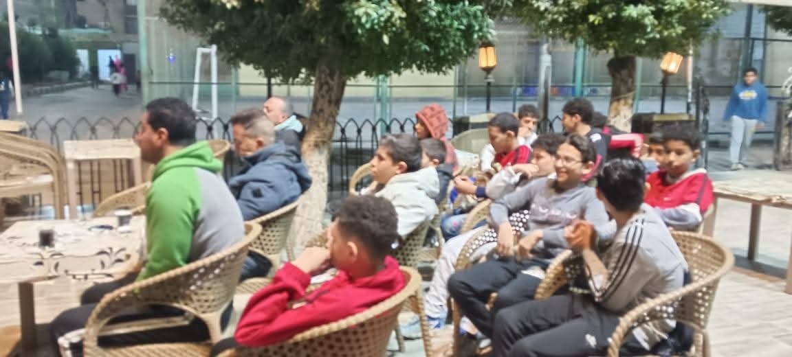 الاطفال الصغار في مقدمة مشجعي المنتخب بالقليوبية،فيتو