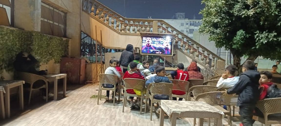 الاطفال الصغار في مقدمة مشجعي المنتخب بالقليوبية،فيتو