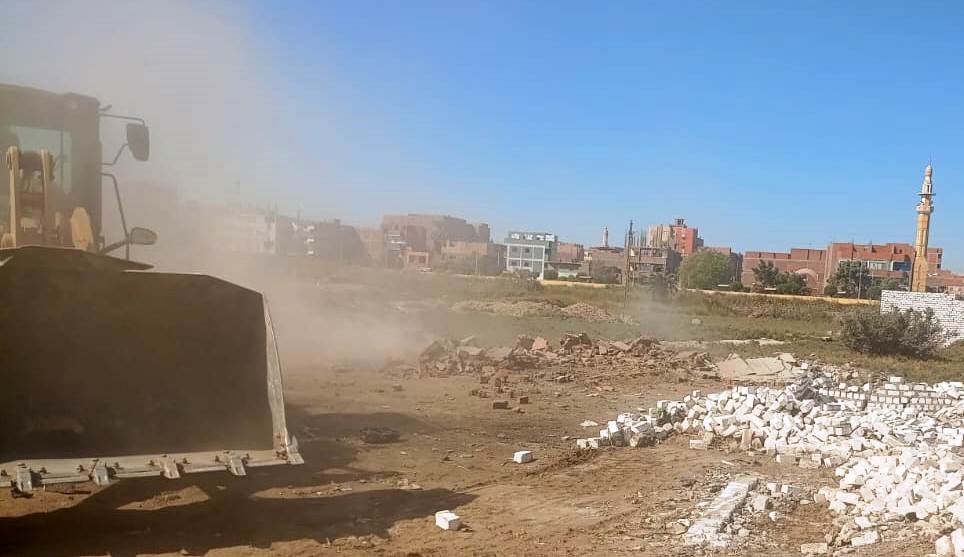 إزالة &nbsp;22 حالة تعدٍ بمدن دراو والبصيلية وأسوان&nbsp;